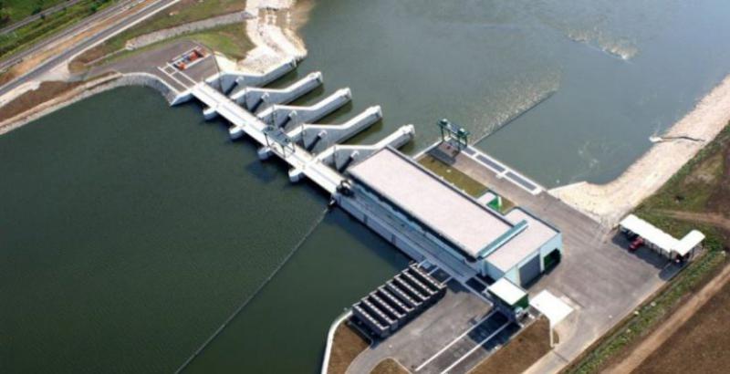 2017年，由于電力產(chǎn)量縮減10％，HSE的凈利潤下降56％