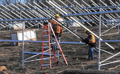 法國(guó)電力公司計(jì)劃在Westhampton建造20英畝的太陽能發(fā)電場(chǎng)