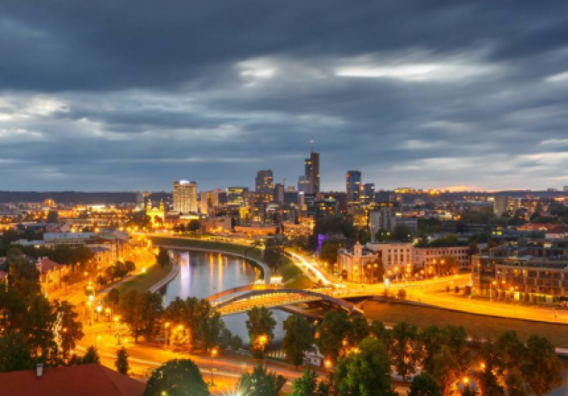 立陶宛經(jīng)濟部長： 立陶宛愿意扮演中國—中東歐金融合作門戶