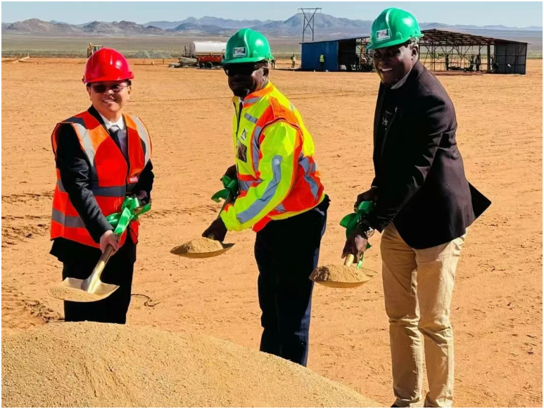 納米比亞最大太陽(yáng)能發(fā)電站項(xiàng)目舉行開工儀式