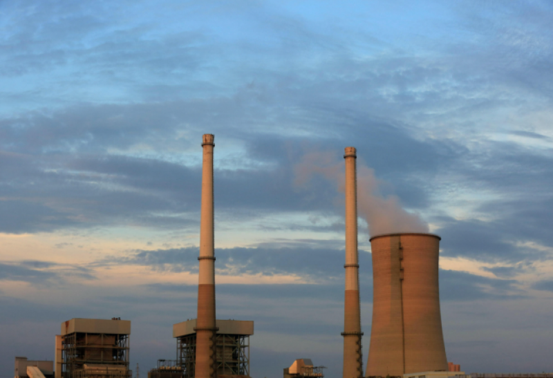 中國神華：印尼南蘇1號獨(dú)立發(fā)電項(xiàng)目1號機(jī)組通過96小時試運(yùn)行