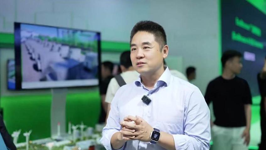 施耐德電氣：當(dāng)AI進(jìn)入產(chǎn)業(yè)主場(chǎng)，核心技術(shù)+場(chǎng)景知識(shí)帶來(lái)價(jià)值最大化