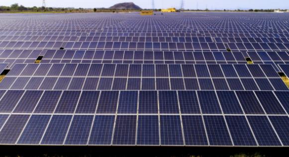 2025年上半年印度太陽(yáng)能項(xiàng)目裝機(jī)容量達(dá)18吉瓦