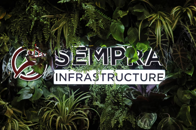 森普拉電網(wǎng)工程與液化天然氣項(xiàng)目驅(qū)動(dòng)業(yè)績(jī)?cè)鲩L(zhǎng)