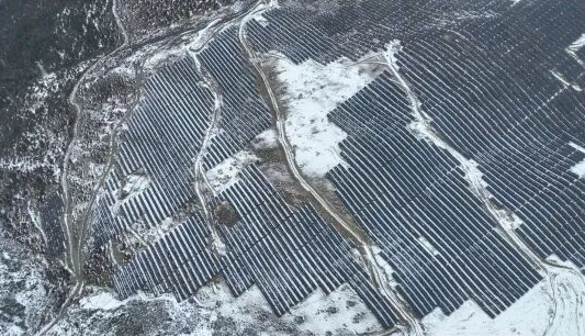 四川阿壩州馬爾康大藏光伏項目首次并網發(fā)電